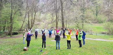 V pomlad z Društvom Šola zdravja: Brezplačna vadba Dihamo z naravo