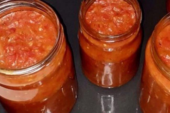 Domač ajvar (Foto: Karmen Valant)