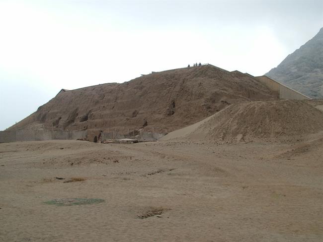 Huaca de la Luna – Piramida Lune pri Trujillu. (foto: I.P.)