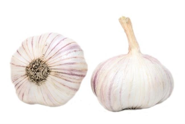 Ali znate pravilno uporabljati česen? (foto: 123rf.com)