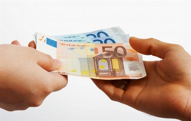 Če prejmete nagrado, se lahko varstveni dodatek zniža. (foto: FreeDigitalPhotos.net)