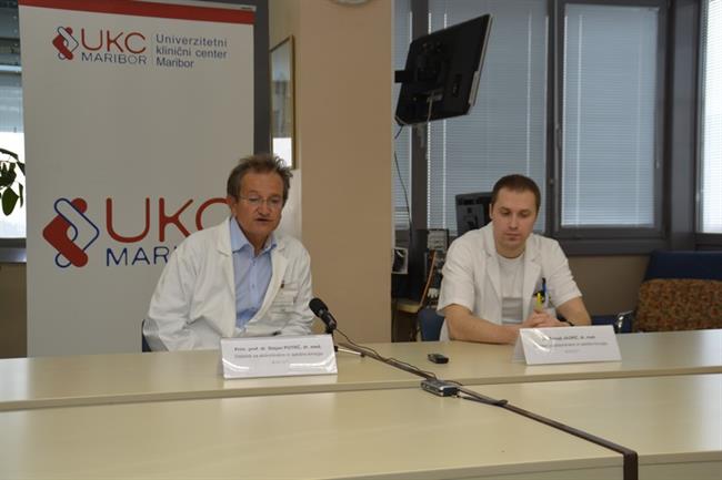 Prim. prof. dr. Stojan Potrč in dr. Tomaž Jagrič. (foto: UKC Maribor)