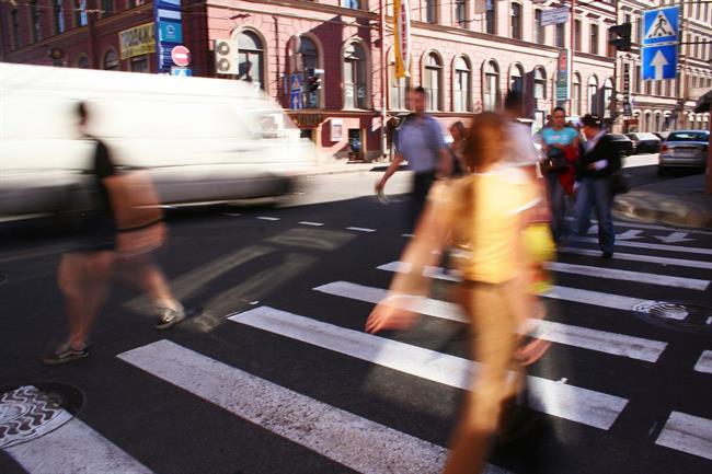 Pešci so najbolj ranljiva skupina v prometu. (foto:freeimages.com)