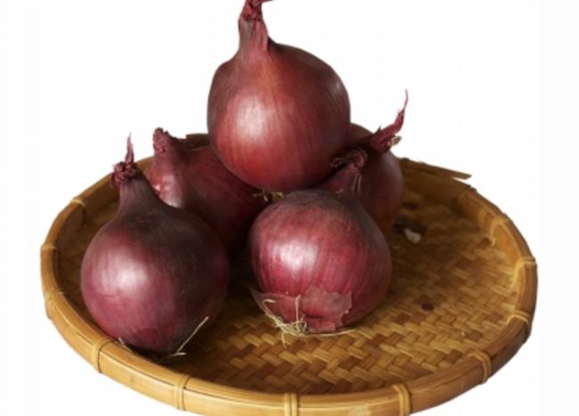 Čebulni olupki so zelo zdravilni. (foto: FreeDigitalPhotos.net)