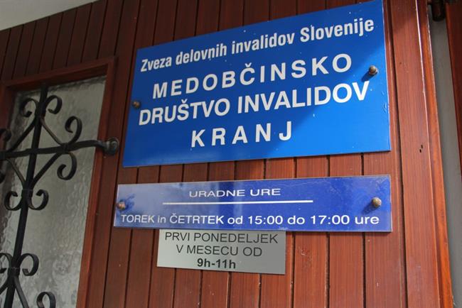 Medobčinsko društvo invalidov Kranj se srečuje s prostorsko stisko. (foto: Ines Zabret)
