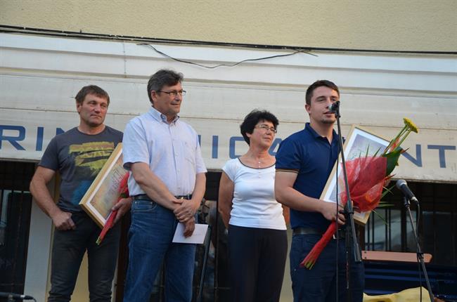 Rumeni muškat iz kleti Robija in Dorjana Korenike.