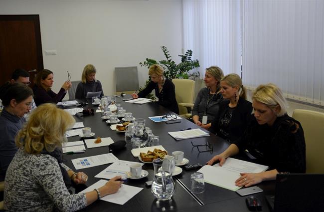 Glavni namen reorganizacije centrov za socialno delo je izboljšanje storitev za državljane.