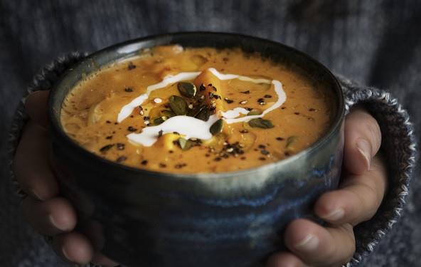Čeprav so juhe videti zelo preproste, so lahko zelo bogate, hranljive in tudi zdravilne. (Foto: Freepik)