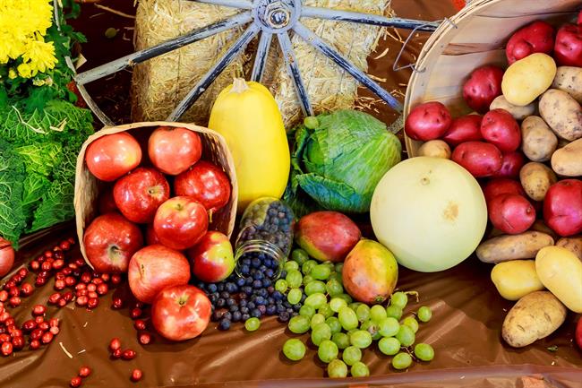 Uvrstite plodove, ki jih ponuja jesenska narava, na svoj jedilnik. (Foto: Freepik.com)