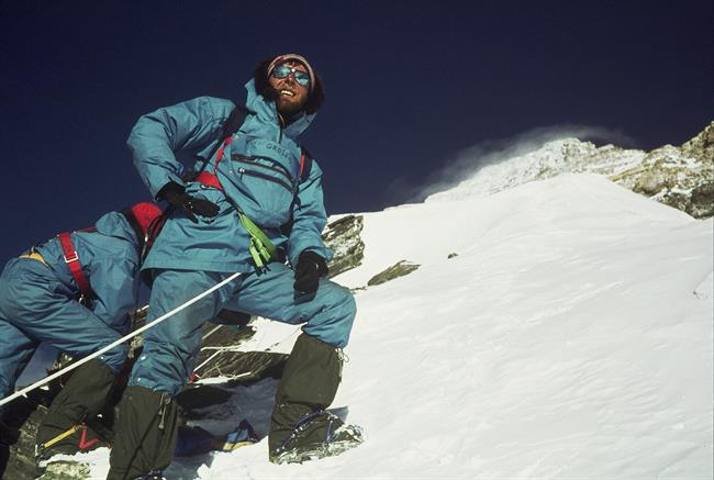 8000 metrov visoko na zahodnem grebenu Everesta.