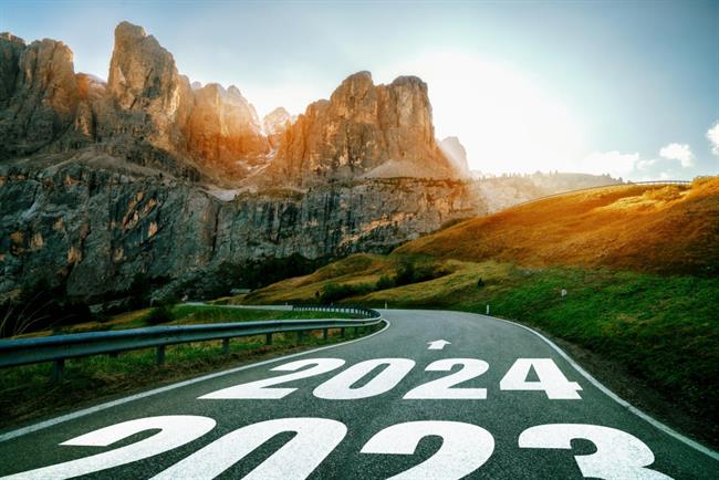 Kaj o letu 2024 pravi numerologinja Lili Sorum? (Foto: Freepik.com)