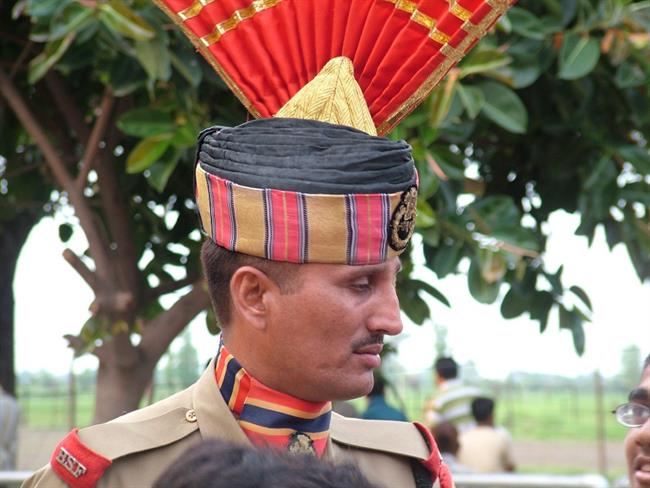 Indijski vojak v paradni uniformi. (foto: O.P.)