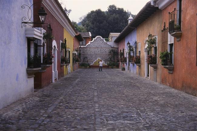 kolonialno mesto Antigua, mondeno središče Gvatemale. (foto: Olga Paušič)