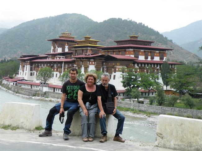 Punakha, najlepši dzong v Butanu. (foto: Olga Paušič)