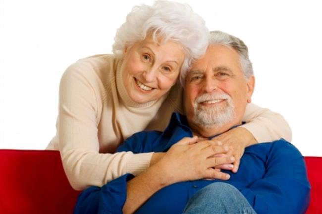 Motnje spomina so pogostejše pri starejših ljudeh. (foto: FreeDigitalPhotos.net)