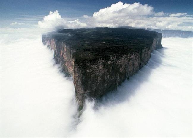 Gora Roraima, Južna Amerika (foto: www.boredpanda.com)