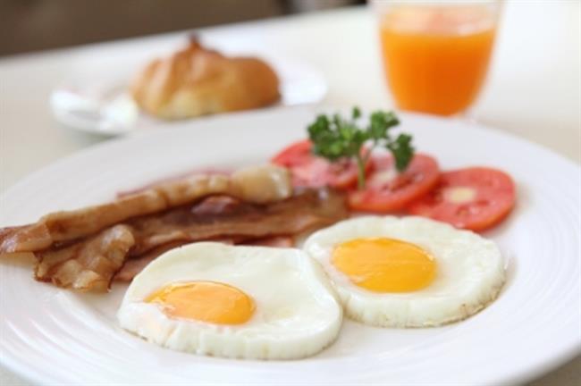 Zajtrk je pomemben, ne spuščajte ga. (foto: FreeDigitalPhotos.net)