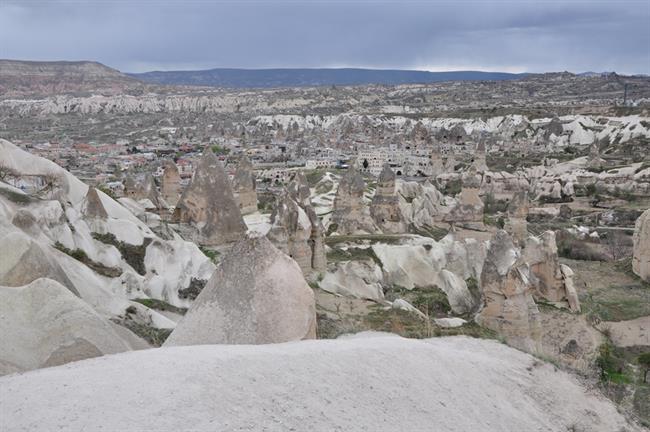 Kapadokijska pokrajina s stožci iz tufa. (foto: A.P.)