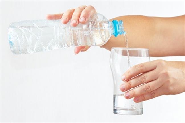 Voda iz plastenke ni bolj zdrava. (foto: www.123rf.com)