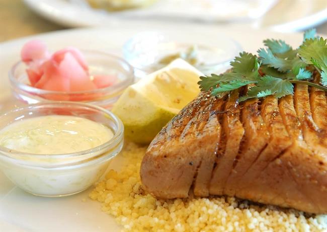 Previdno s tuno in omakami, ki vsebujejo surova jajca. (foto: www.sxc.hu)
