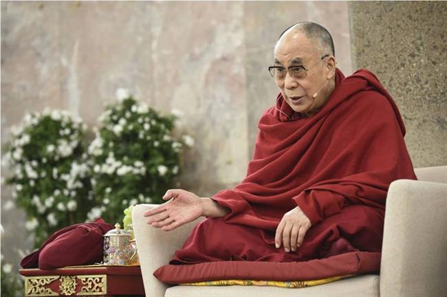 Dalajlama je tibetanski duhovni in verski vodja budistov. (foto: Facebook)