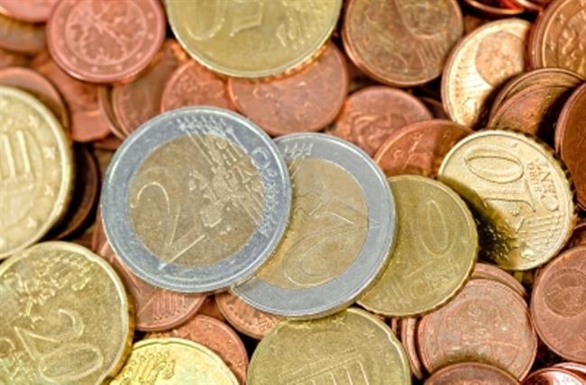 V obroku so ponarejeni kovanci za dva evra. (fotografija je simbolična, FreeDigitalPhotos.net)