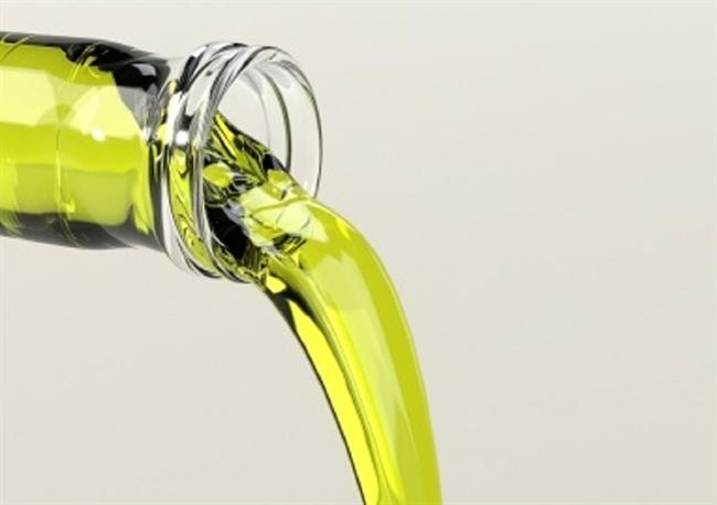 Oljčno olje z limono je zdravilno. (foto: FreeDigitalPhotos.net)