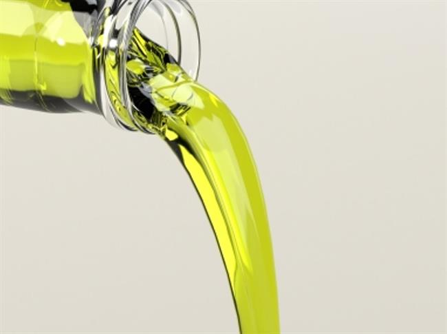 Česnovo olje je zelo zdravilno. (foto: FreeDigitalPhotos.net)