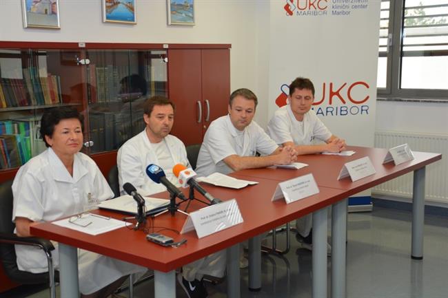 Strokovnjaki Oddelka za očesne bolezni. (foto: UKC Maribor)
