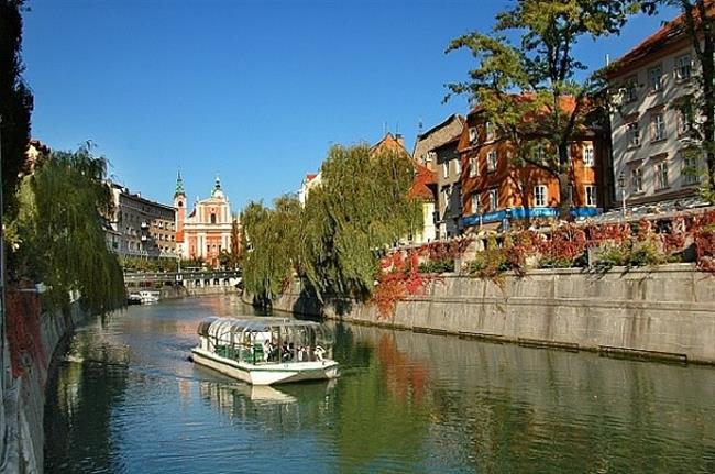 Ljubljana je prejela Zlato turistično srce. (foto: D. Wedam)