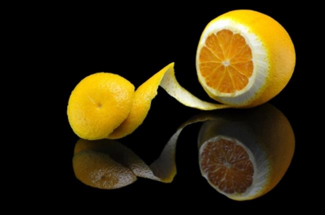 Olupki citrusov so lahko odlično naravno čistilo. (foto: FreeDigitalPhotos.net)