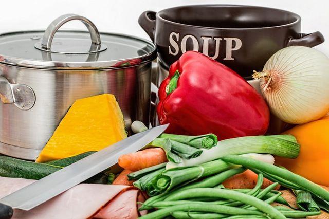 Kostna juha zdravi sklepe in pomaga pri hujšanju. (foto: pexels.com)