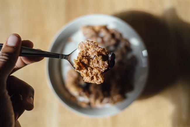 Zdrav zajtrk pripomore k zdravemu hujšanju. (foto: pexels.com)