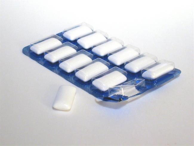 Žvečilni gumi vsebuje aspartam. (foto: freeimages.com)