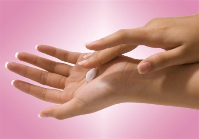 Imate pogosto mrzle roke? (foto: freeimages.com)