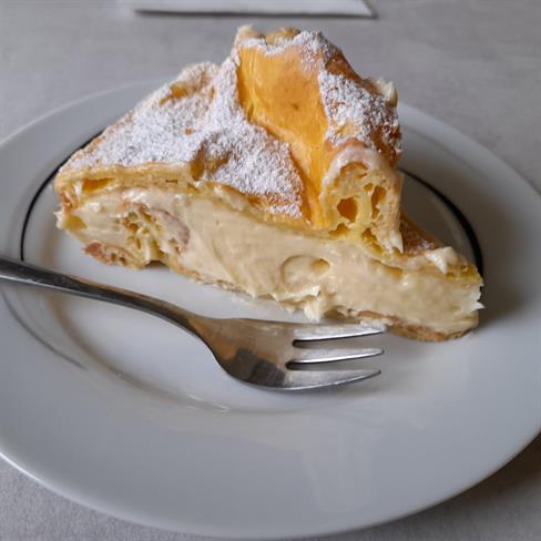 Iz Jožičine kuhinje: Enostavna tortica, ki se topi v ustih