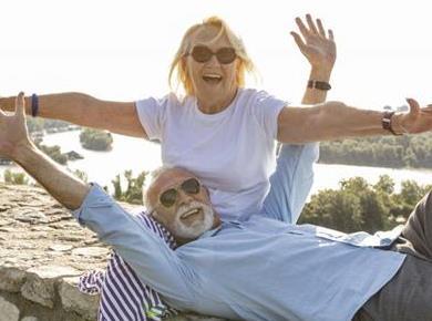 6 dokazov, da so starejši srečnejši