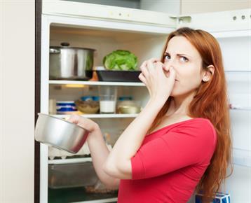 Trik: odpravite neprijetne kuhinjske vonjave!