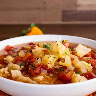 Zeljna juha za čiščenje telesa – kako jo skuhamo?