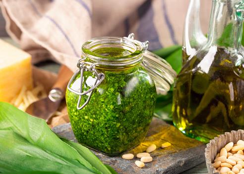 Recepti: 3 najboljše juhe iz čemaža