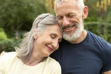 Ljubezen po 45. letu starosti: manj iluzij, več resnice