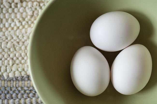 Trik: Naredite jajce v obliki srčka!