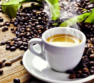 Kaj se zgodi, če v kavo dodamo sodo bikarbono?