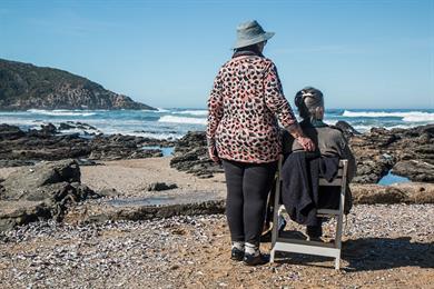 Kakovostno bivanje starejših: Je rešitev v sobivanju?