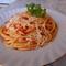 Recepti iz Jožičine kuhinje: Špageti s paradižnikovo omako 